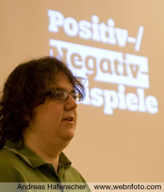 Eric vor einem anderen Slide